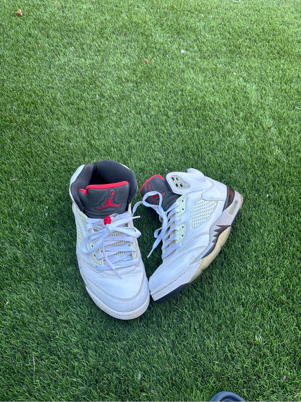 Jordan retro 5' White/Black/Red Retro Sneakers
